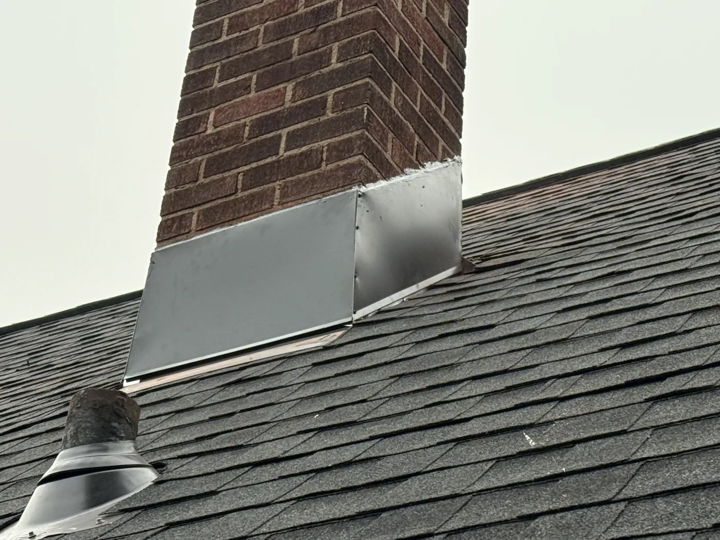 roof replacement chimney best flashing gaf hdz asphalt shingle near me kaukauna wi roof replacement chimney best flashing gaf hdz asphalt shingle near me kaukauna wi